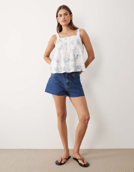 Wednesdays Girl floaty lace tiered smock top in baby blue floral