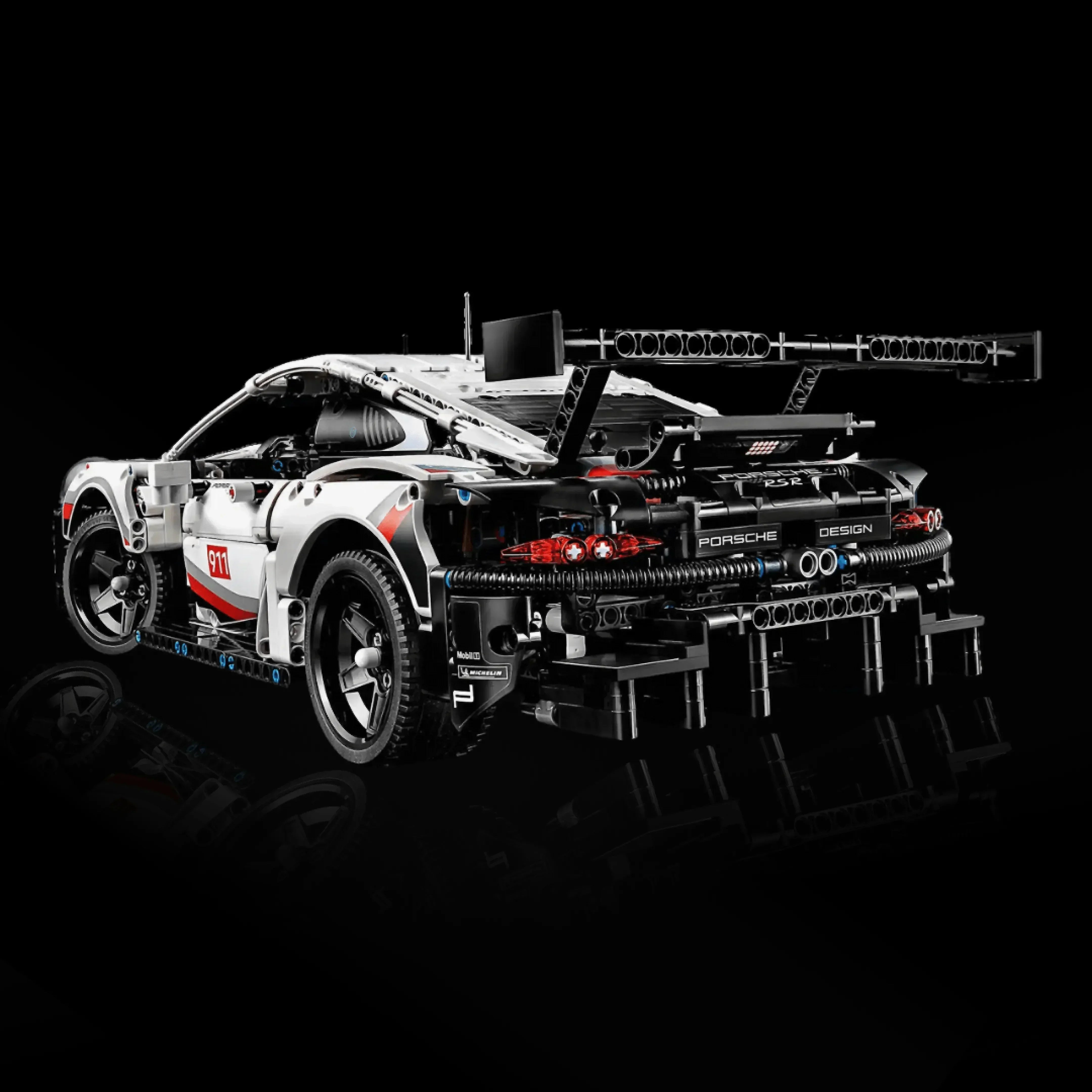 911 RSR (1580 pieces) + Motor & Remote Control Kit